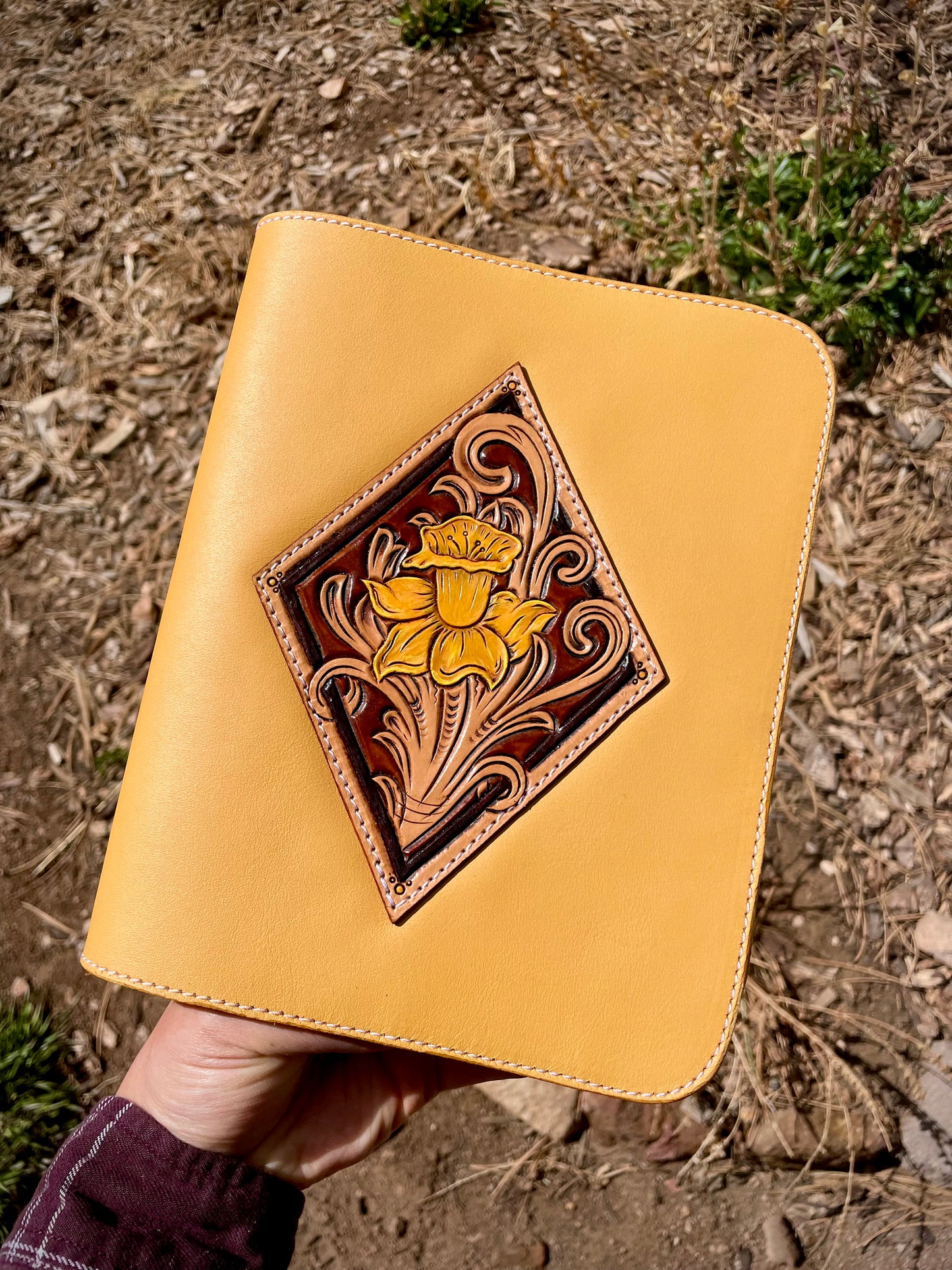 Daffodil Bible/Notebook