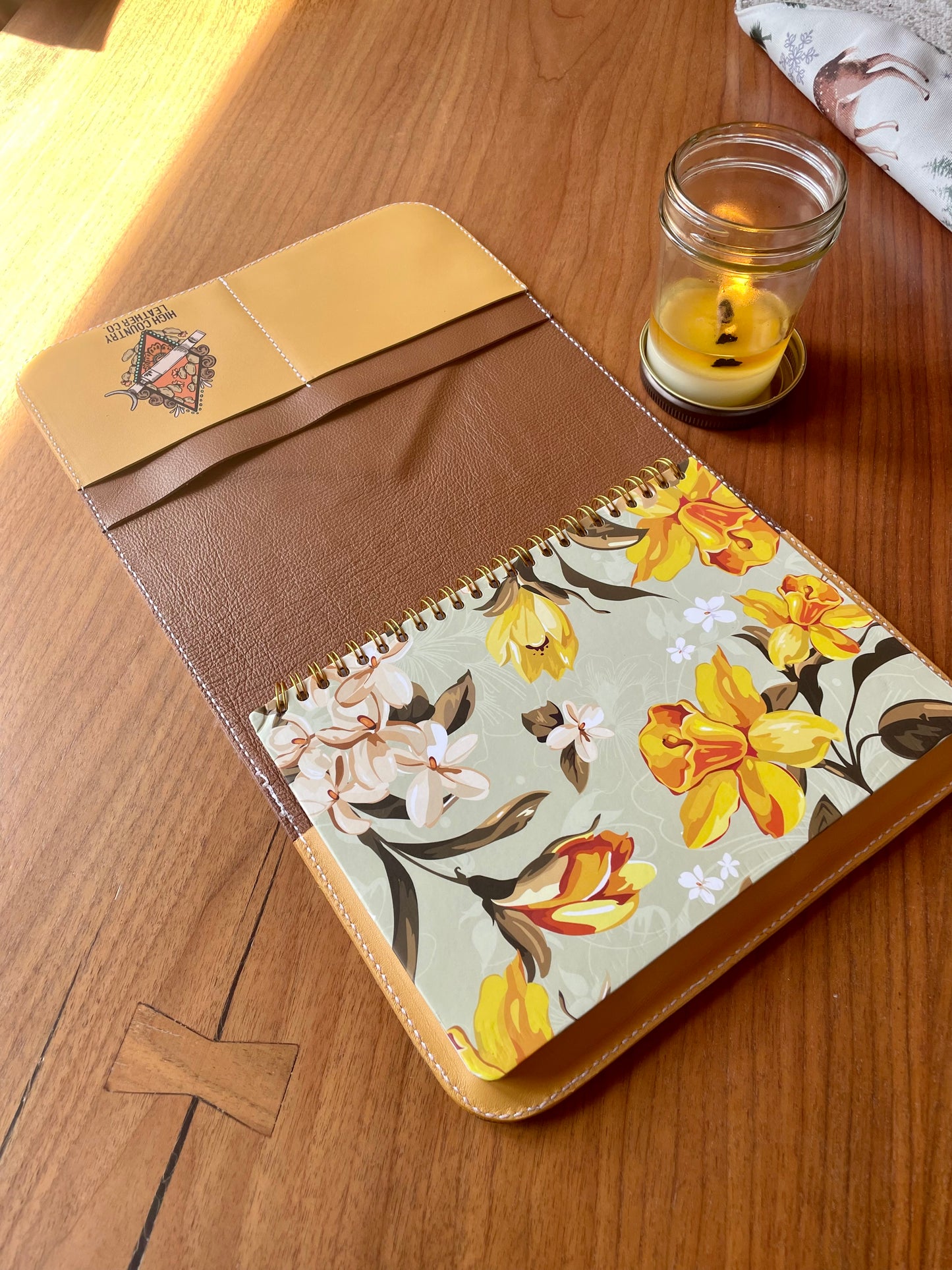 Daffodil Bible/Notebook
